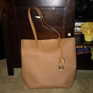 NEVER WORK Michael Kors Tote and wristlet